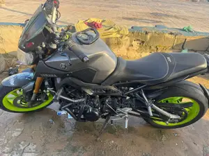 Yamaha 2018 Gray