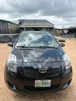 Toyota Yaris 1.5 Liftback 2008 Black