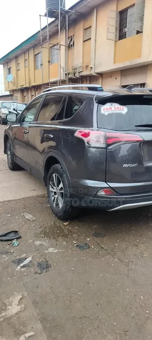 Toyota RAV4 2018 Gray