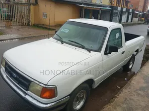 Ford Windstar 3.8 1995 White