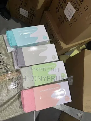 20 Piece Reusable Towels Box