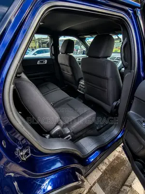 Ford Explorer 2011 Blue