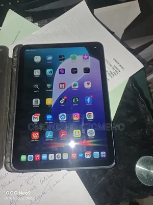 Apple iPad 10.2 (2021) 64 GB Blue