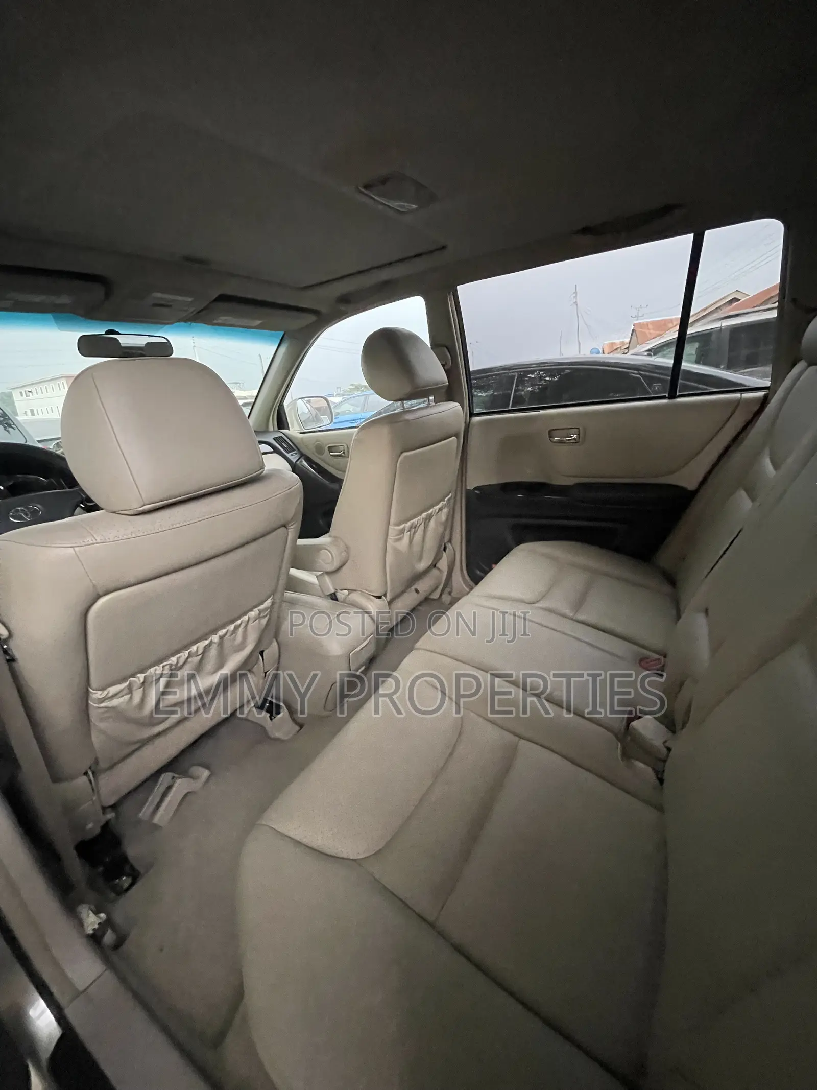 Toyota Highlander 2004 Gold