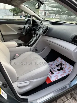 Toyota Venza 2010 Green