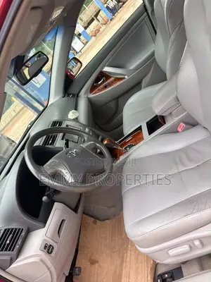 Toyota Camry LE V6 4dr Sedan (3.5L 6cyl 6AM) 2009 Red