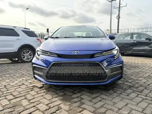 Toyota Corolla XSE 2020 Blue