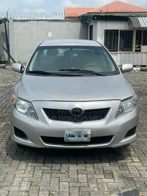 Toyota Corolla 2011 Silver