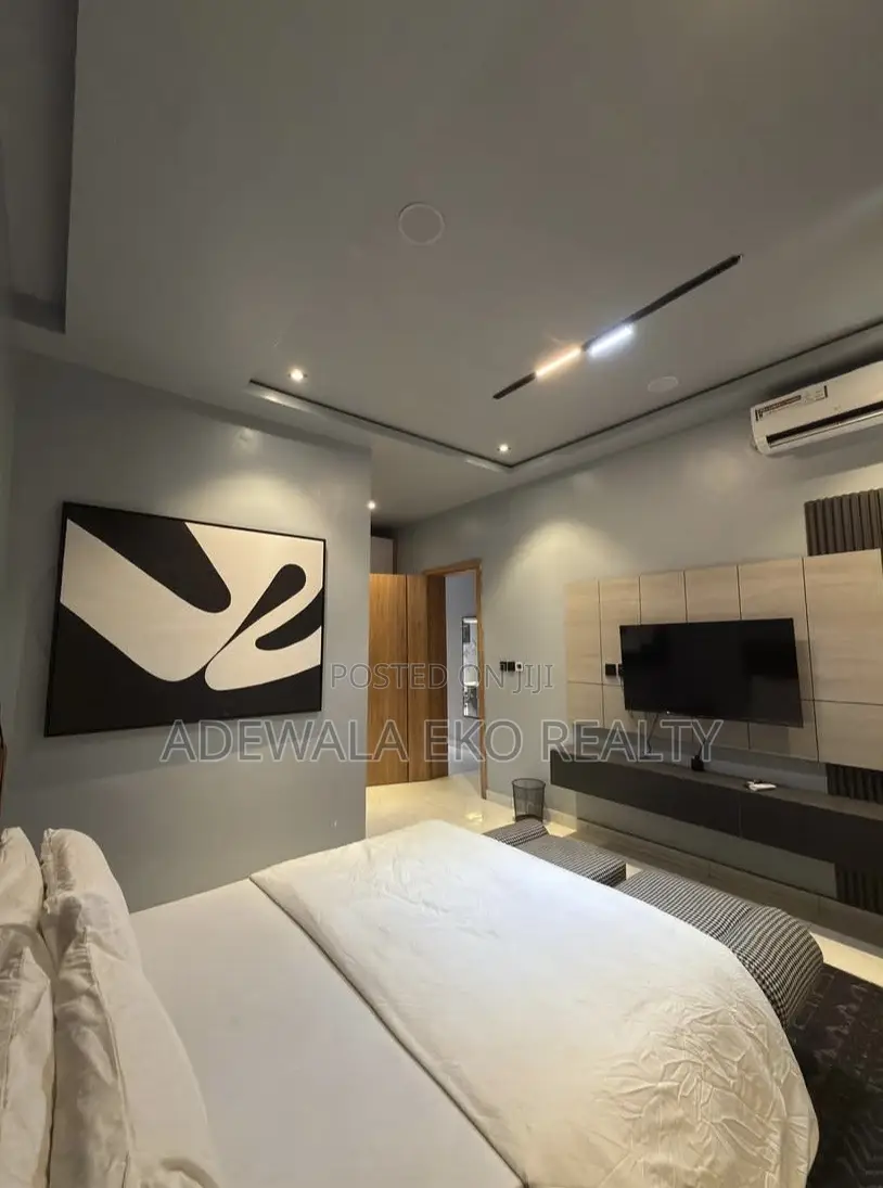 New 2-Bedroom Shortlet Ikate, Lekki – PS5, Pool Elevator