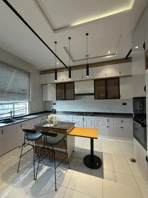New 2-Bedroom Shortlet Ikate, Lekki – PS5, Pool Elevator