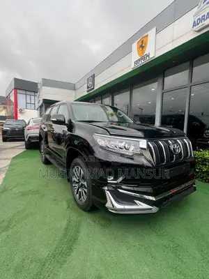 New Toyota Land Cruiser Prado 4.0 2023 Black