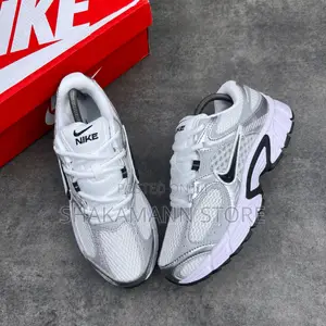 Original Nike V5 Runner Metallic Silver White Black