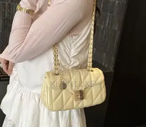 Women’s Shoulder Bags