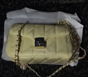 Women’s Shoulder Bags