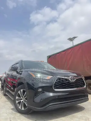 Toyota Highlander 2022 Black