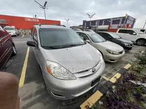 Toyota Sienna LE AWD 2006 Silver