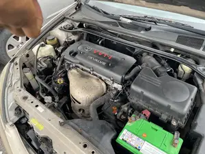 Toyota Camry SE 4dr Sedan (2.4L 4cyl 5A) 2006 Gold