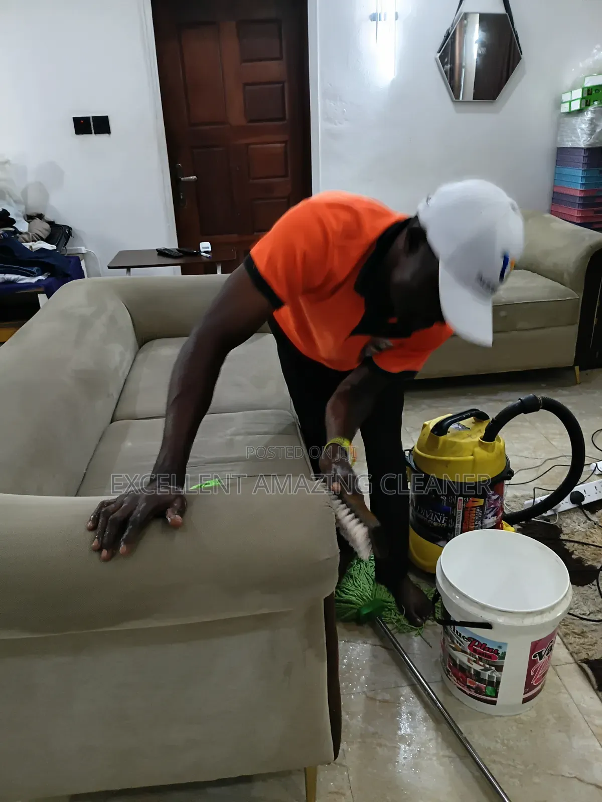 Excellent Sofa/Rug/Matrass Cleaning