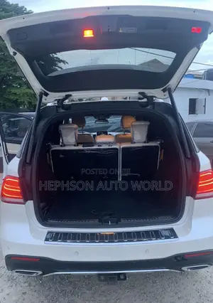 Mercedes-Benz GLE-Class GLE 350d 4MATIC 2018 White