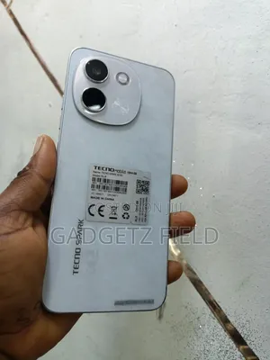 Tecno Spark 30 128 GB White