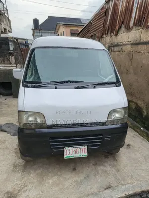 Suzuki APV Minibus 2010 White