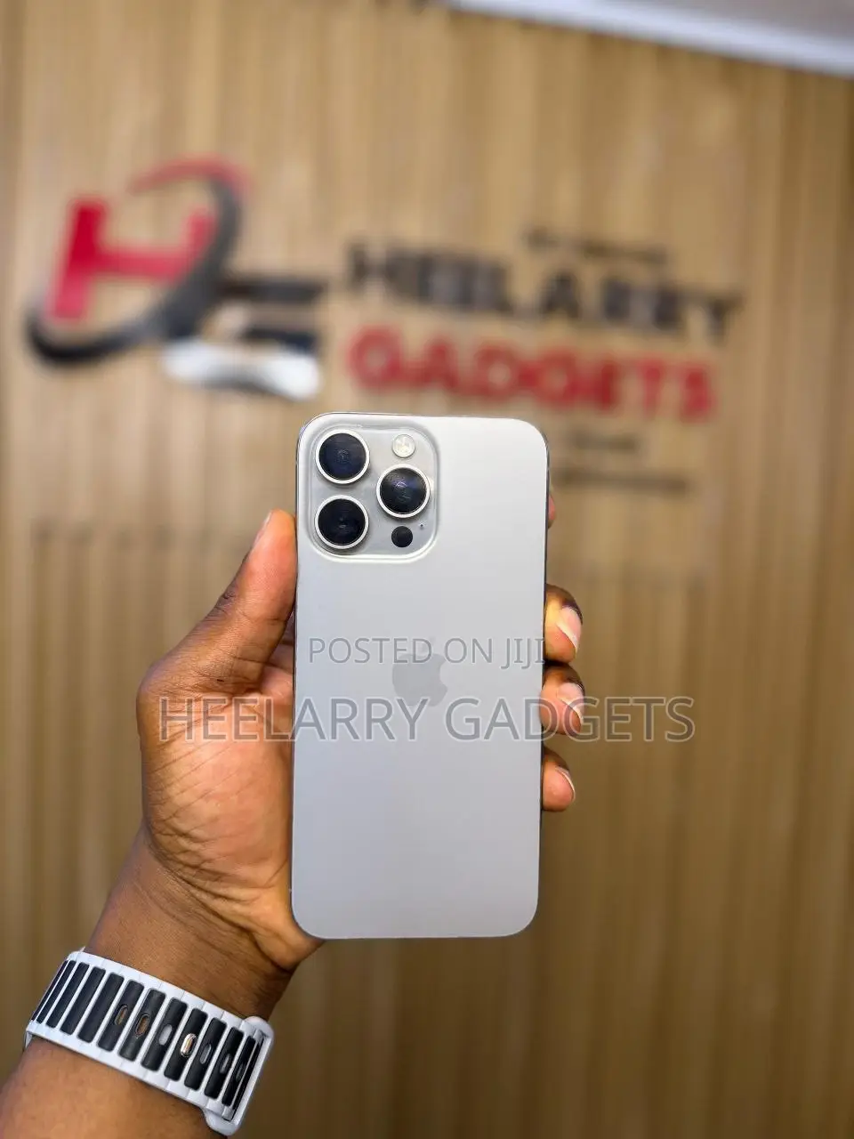 Apple iPhone 15 Pro Max 256 GB Silver