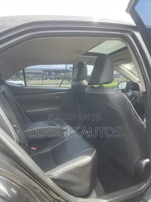 Toyota Corolla 2016 Black