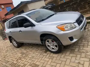 Toyota RAV4 2.5 4x4 2010 Silver