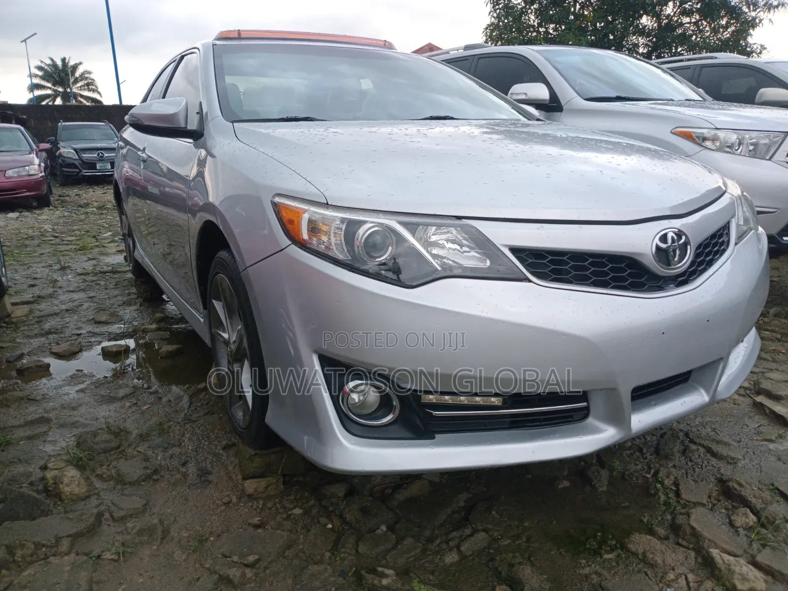 Toyota Camry 2014 Silver