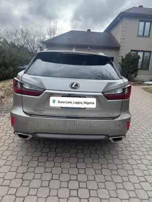Lexus RX 350 FWD 2017 Gold