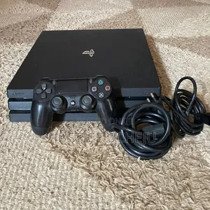 Hacked Ps4 Pro Direct Uk Use With 11games and 2 Game Pad