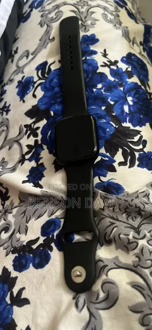 Neatly Used Apple Watch No Issues Clean With No Crack