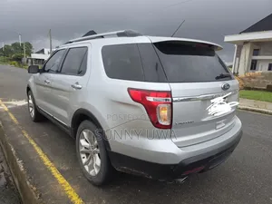Ford Explorer 2013 Silver