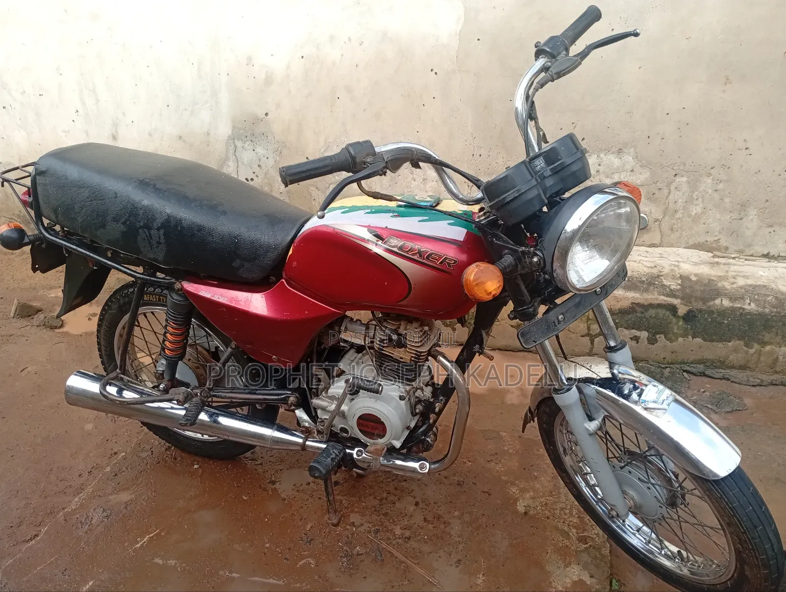Bajaj Boxer 100 2022 Red