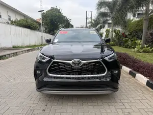 Toyota Highlander Platinum 2022 Black