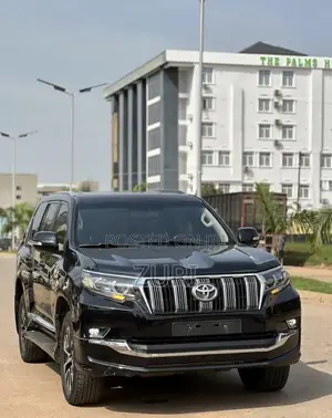 Neat 2023 Toyota Landcruiser Prado Available for Daily Hire