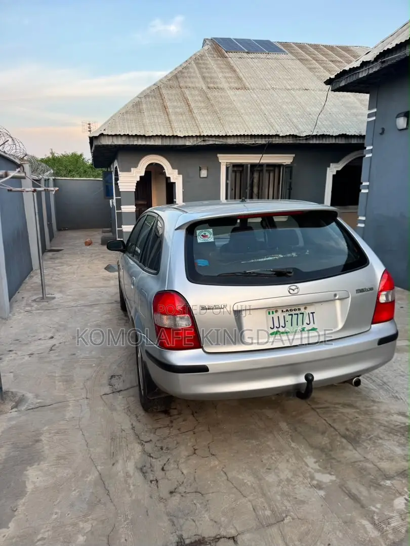 Mazda 323 2005 Silver