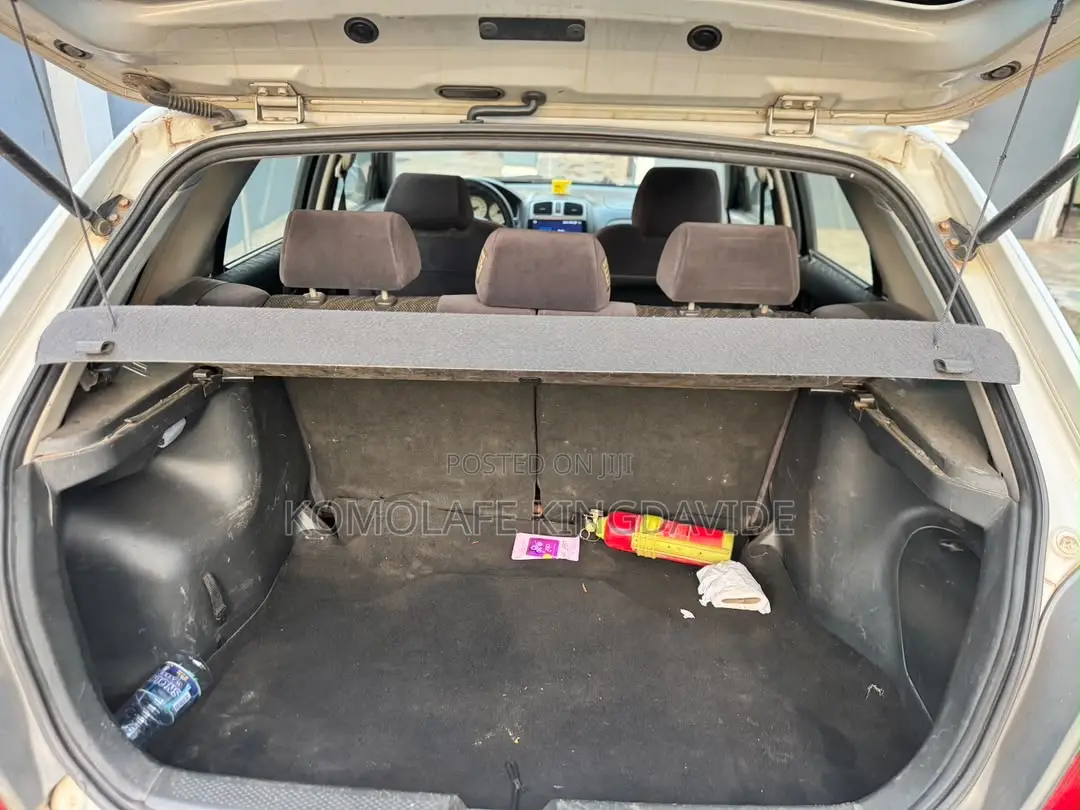 Mazda 323 2005 Silver