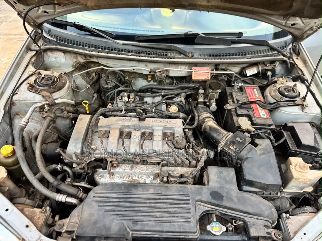 Mazda 323 2005 Silver