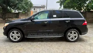 Mercedes-Benz M Class ML 350 4Matic 2013 Black