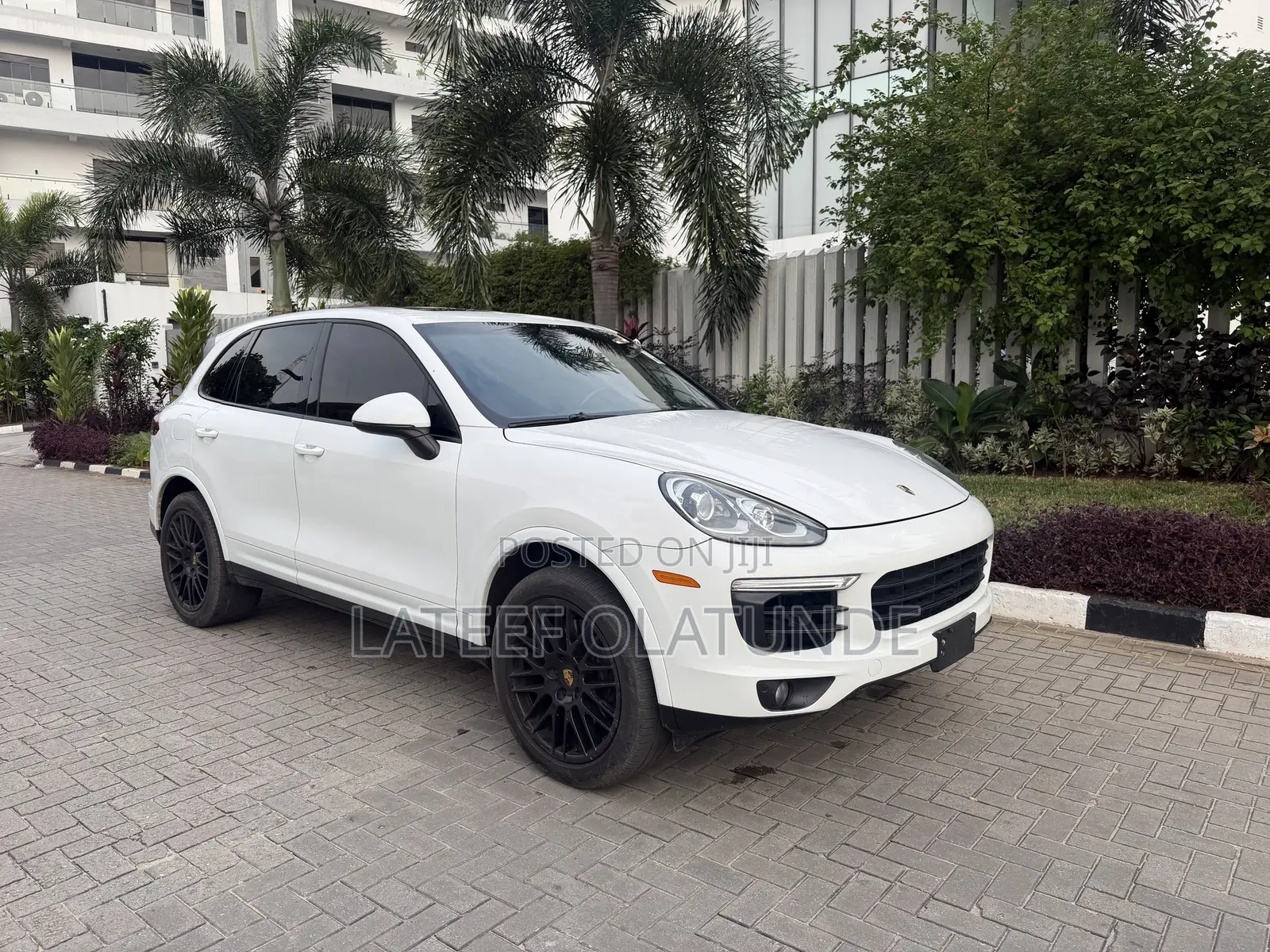 Porsche Cayenne Platinum Edition AWD 2017 White