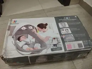 Mastela 3 in 1 Bassinet/Rocker (Barely Used) in Ikate, Lekki