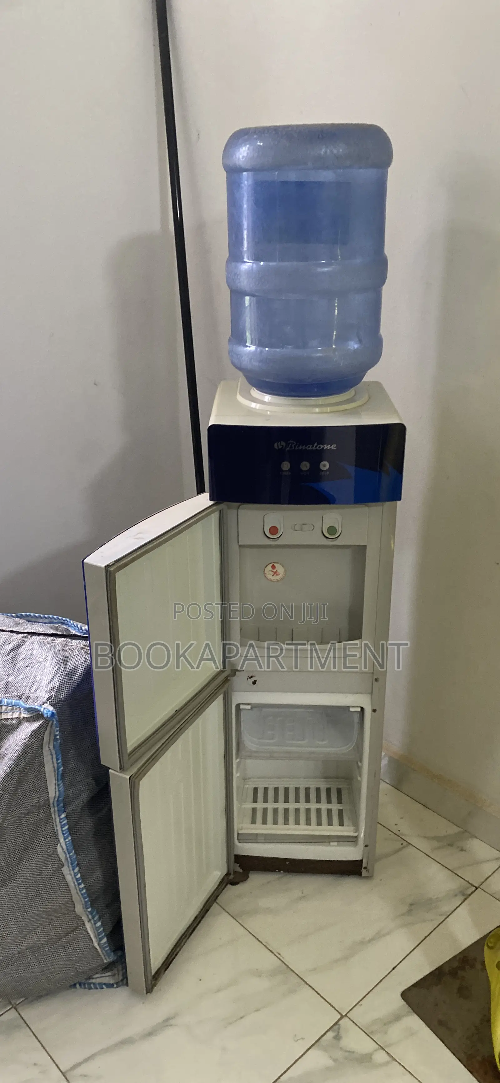 Binatone Water Dispenser Within Mini Fridge