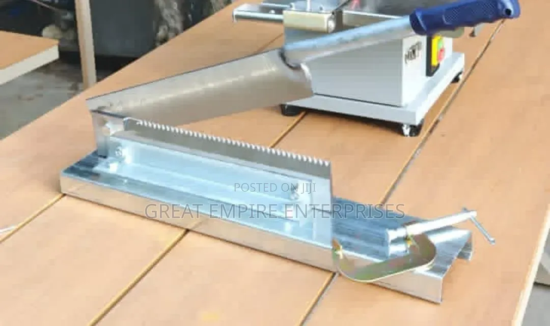 Manual Fish Cutting Machine