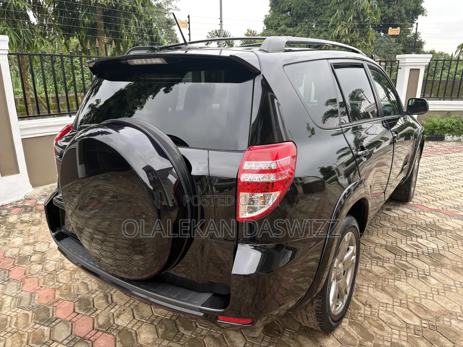 Toyota RAV4 2011 Black