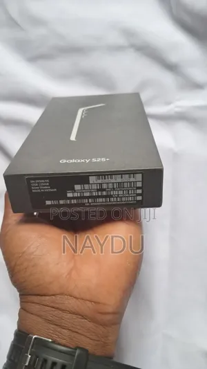 New Samsung Galaxy S25+ 256 GB Silver