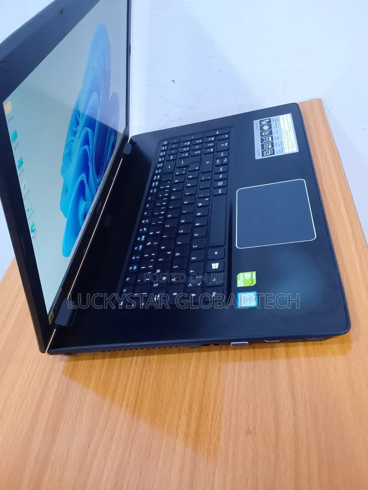 Laptop Acer Aspire 1 2GB Nvidia SSD 256GB