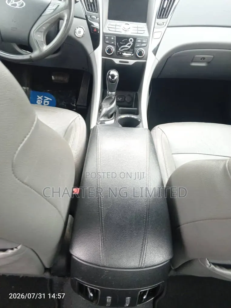 Hyundai Sonata 2013 Black