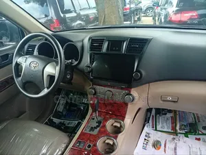 Toyota Highlander 2010 Black