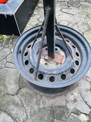 Iron Hanger